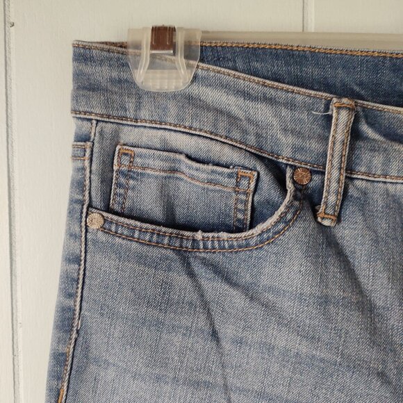 SOFÍA High-Rise Shark Bite Hem Jeans by Sofia Vergara - Picture 7 of 12